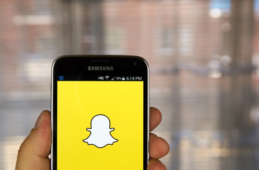 Uncovering Betrayal: 12 Indications of Snapchat Infidelity in Partnerships
